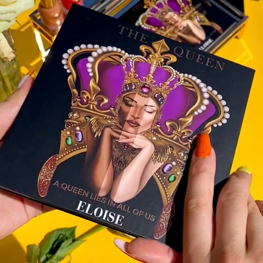 THE QUEEN EYE SHADOW PALETTE